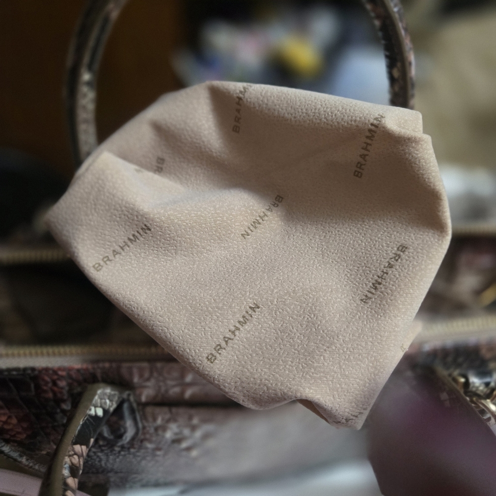 Brahmin Diamondback Ombre Satchel EUC, Sophisticated Bag - Picture 14 of 15